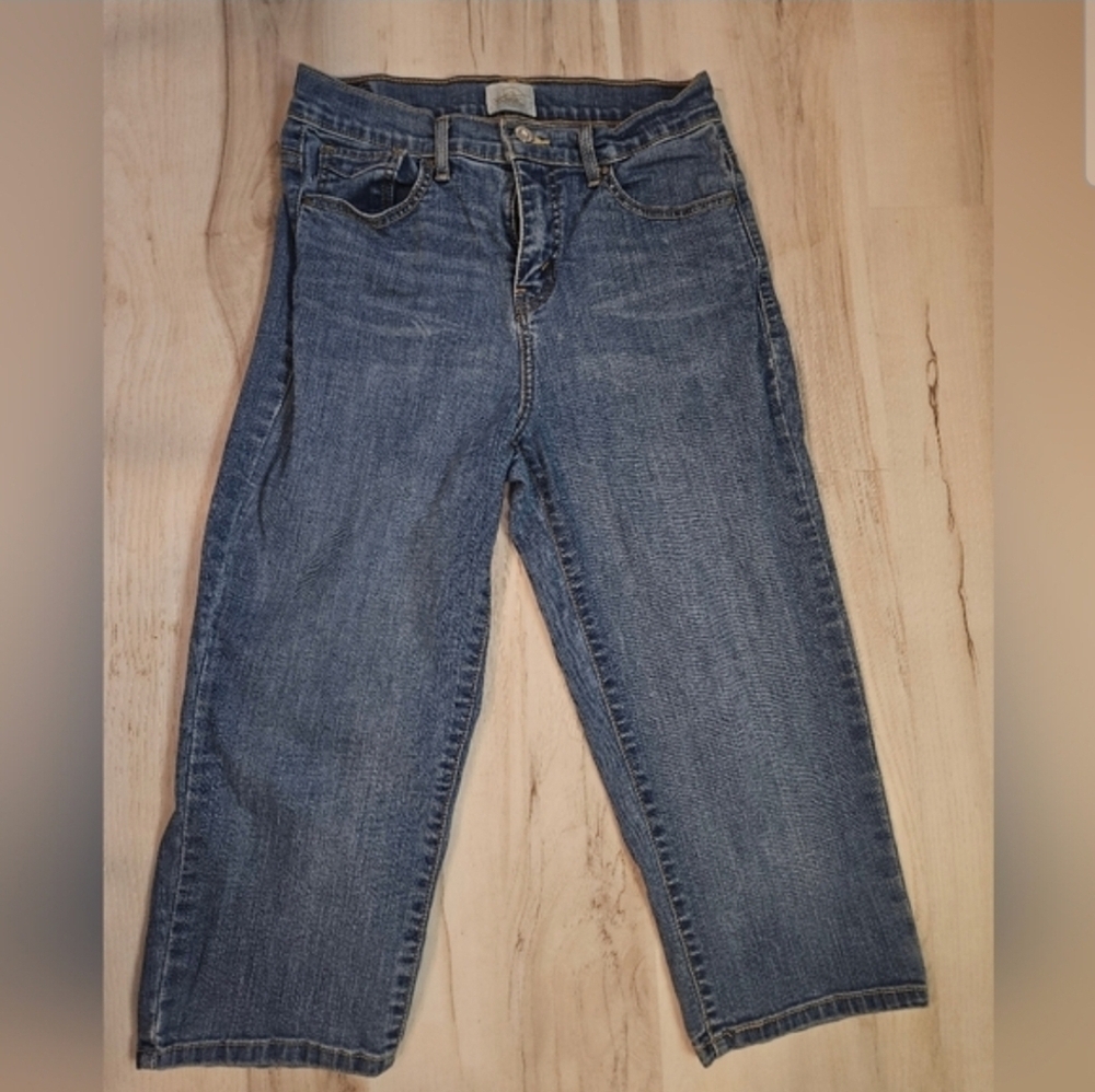 Levi’s 512 Perfectly Slimming Capri Jeans Women’s Size 8 Stretch Denim - Picture 12 of 12